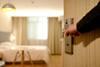 Hotel room credit Pexels