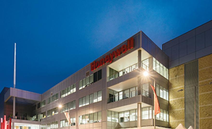 Charter Hall, PGGM make A1.3bn bid for ASXlisted REIT Irongate News