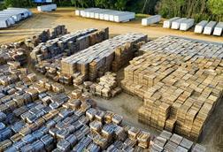 Outdoor storage credit Pexels