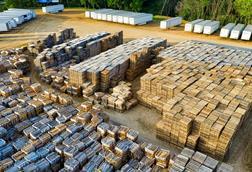 Outdoor storage credit Pexels