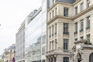 Rocher building at 38-46, rue du Rocher Credit Gecina