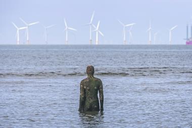 antony-gormley-iron-man