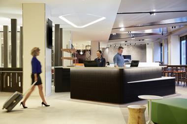 Pro-Invest Holiday Inn Express Adelaide City Centre