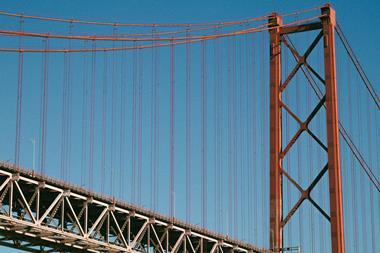 Golden Gate bridge maria-del-mar-garcia--kUp0D_wLJA-unsplash