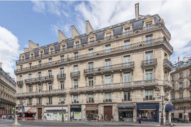 Office building at Ilôt 4 Septembre in Paris