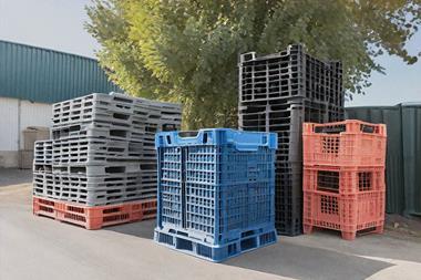 Plastic crates and pallets rental