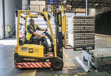 Warehouse credit Pexels