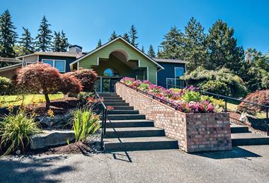 Brackett Apartments - Courtesy Waterton