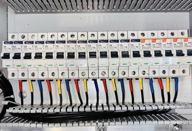 Electrical circuit breaker panel