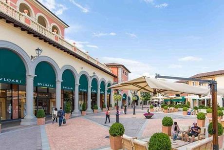 Designer Outlet Serravalle Shopping Experience _ Travel Buddies