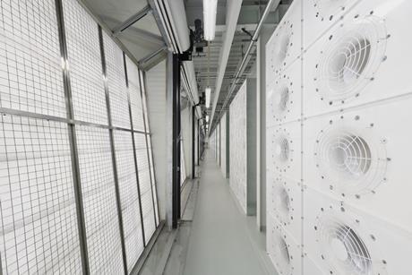Meta data centre showing temperatue and humidity control technology