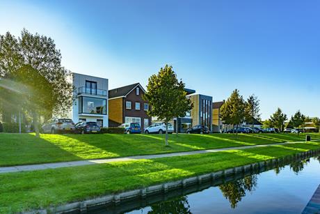 Dutch housing - Daria Nepriakhina, Unsplash