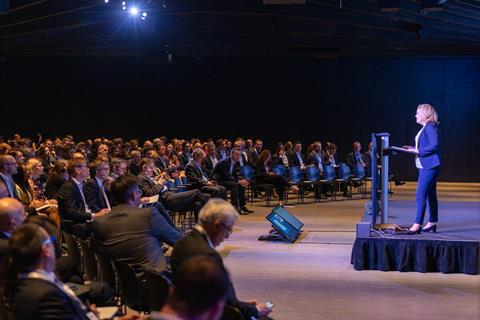 crowd-2