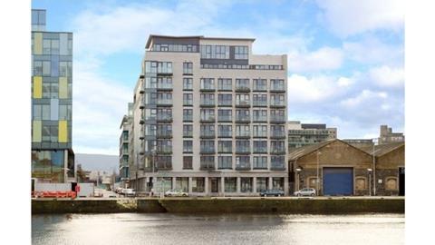 77 Sir John Rogerson’s Quay