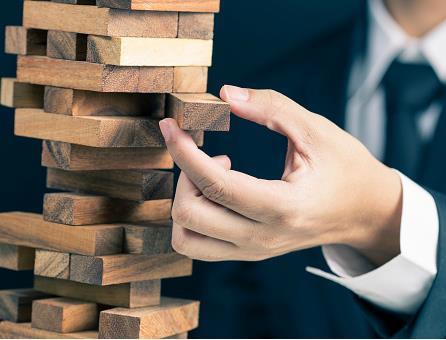 uk cre sector to weaken after brexit says moody s