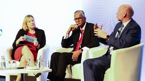 Hans Timmer (right) speaks at ULI Conference, Amsterdam