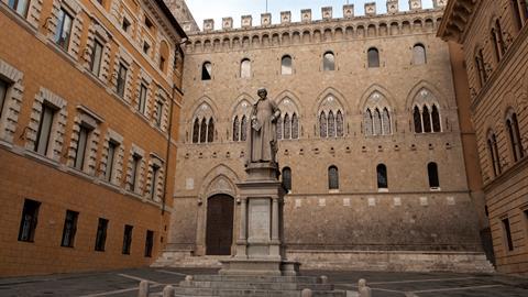 Monte dei Paschi palace