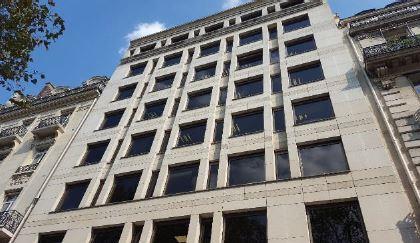 real estate asset manager aew ciloger has acquired an office led mixed use building in paris cbd on