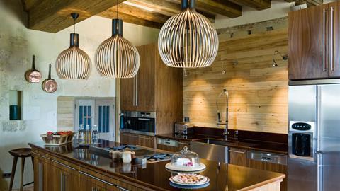 A copper kitchen at 82 Mount Street