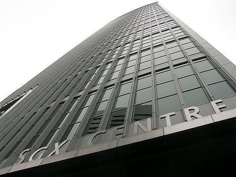 cromwell ipos 1 3b european real estate trust in singapore photo sgx by jonathan choe