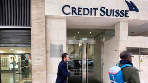 UBS to buy Credit Suisse