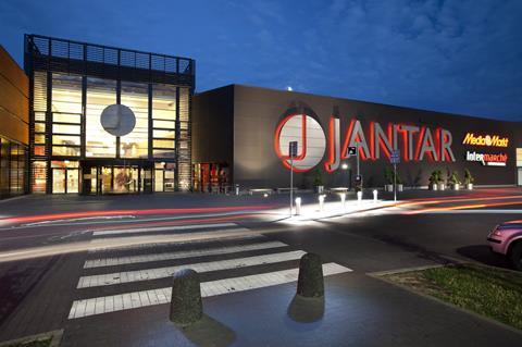 cbre shopping centre jantar 3