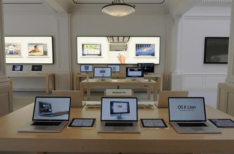 apple retail store in amsterdam