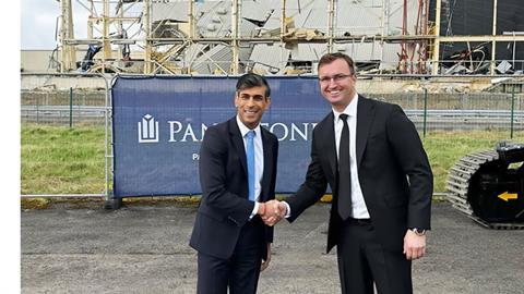 British prime minister Rishi Sunak with Panattoni''s Robert Dobrzycki