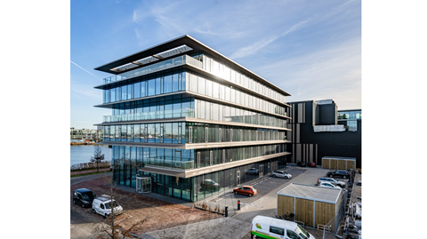Moermanskkade 300 office building in Amsterdam