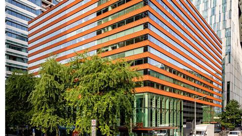 the FOZ building in the heart of Amsterdam’s business district