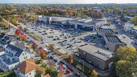 Redevco''s retail park in Waterloo, Belgium